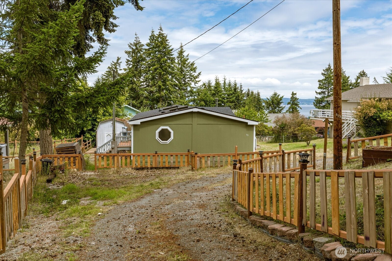 99 E Morris Road , Coupeville, WA 98239