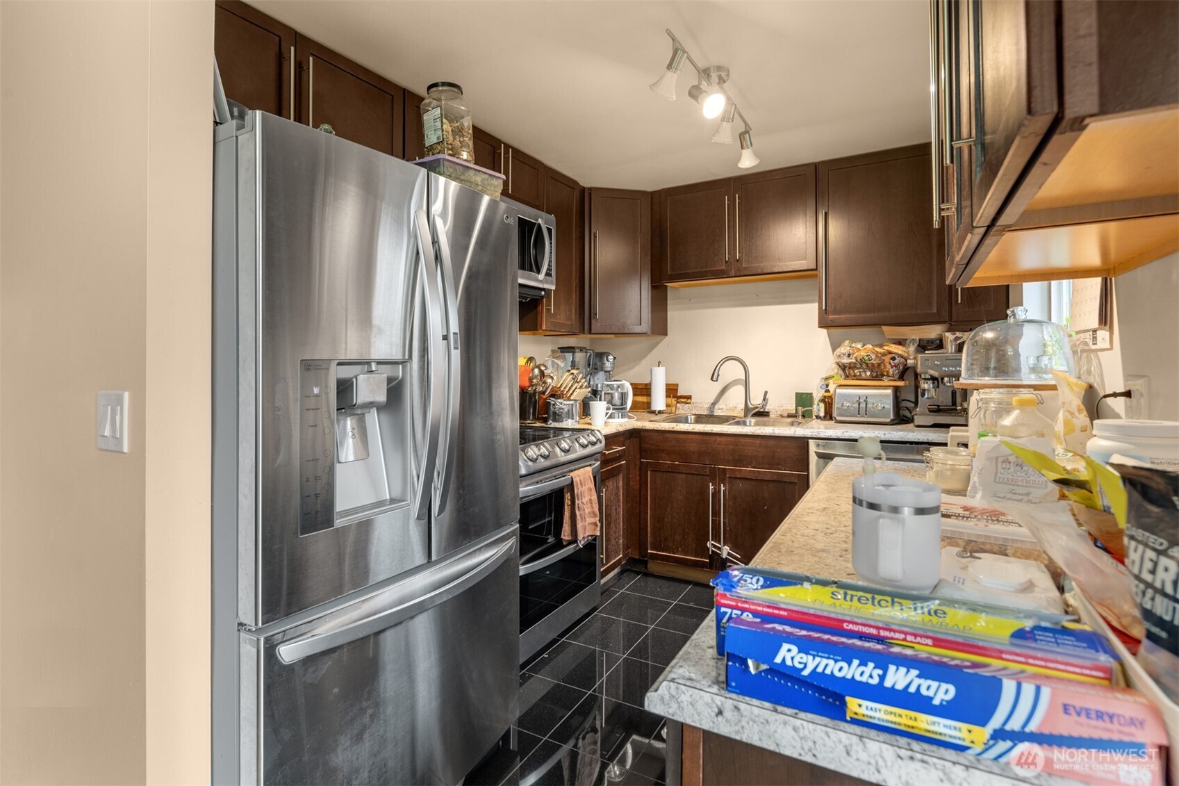 14508 SE 276th Place , Kent, WA 98042