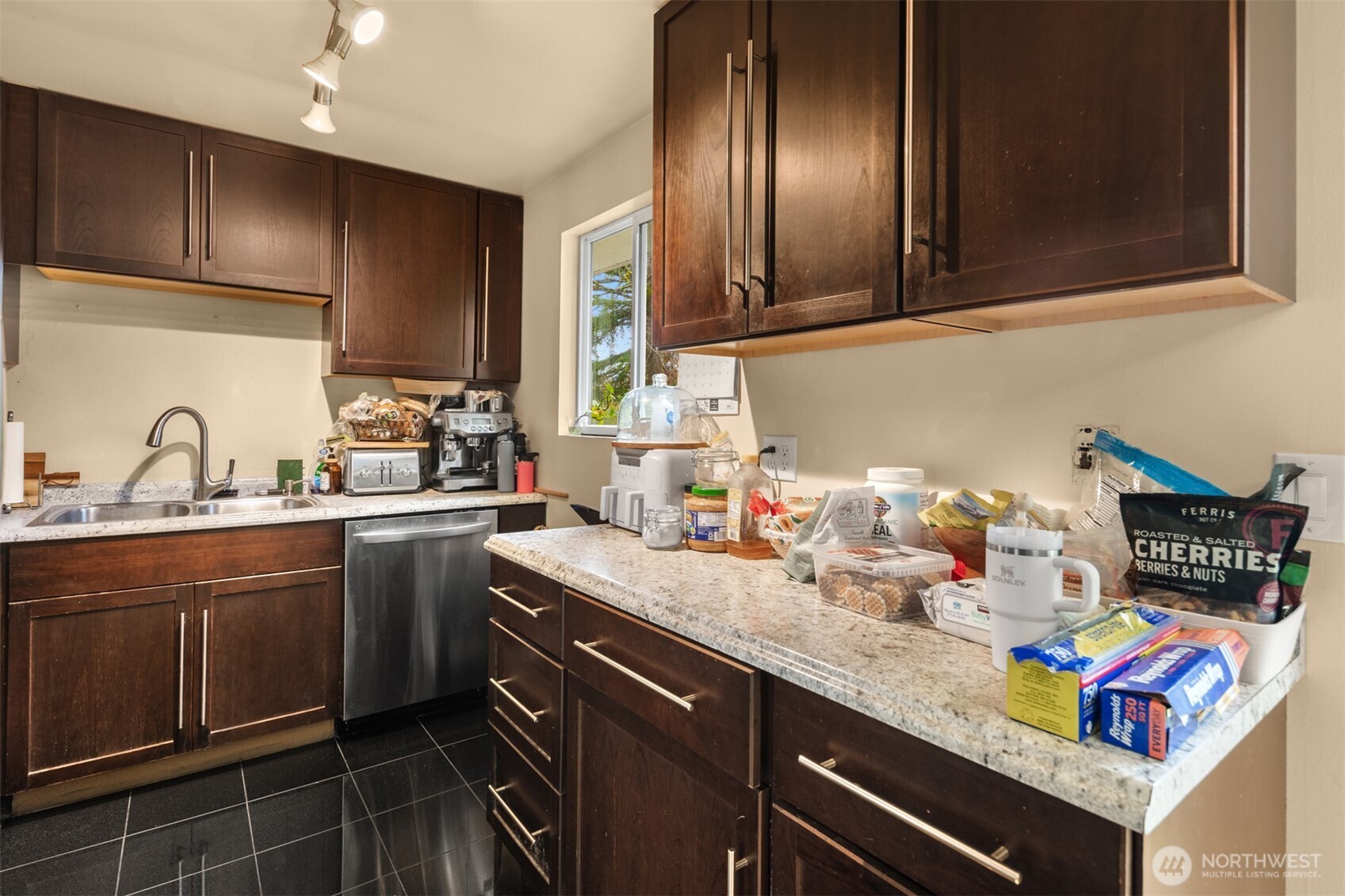 14508 SE 276th Place , Kent, WA 98042