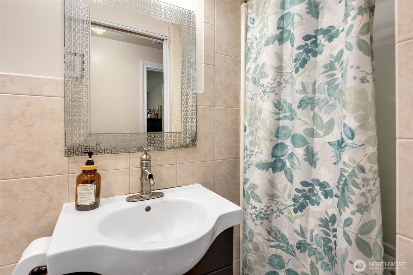 14508 SE 276th Place , Kent, WA 98042