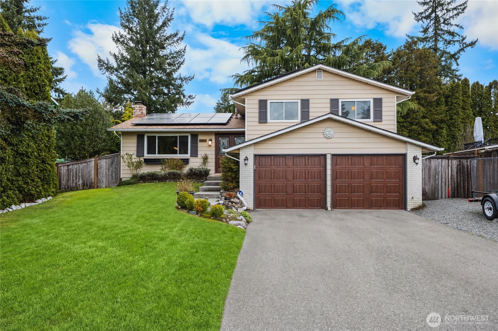 2325 172nd Place SE, Bothell, WA 98012-6514