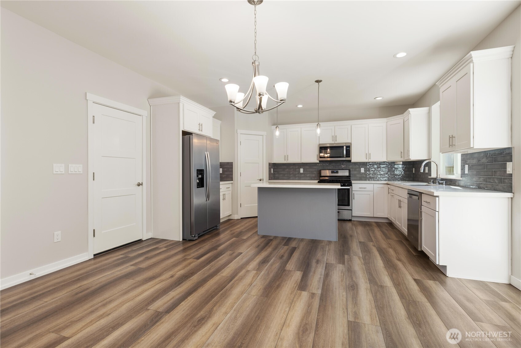 1120 131st Street SE #B, Everett, WA 98208