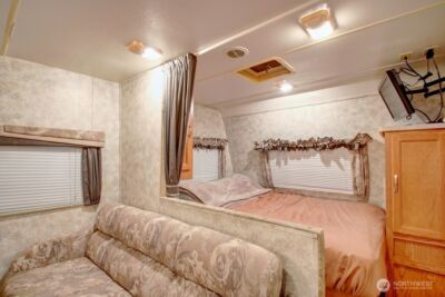 215 Big River Boulevard E, Deming, WA 98244 - Photo 10