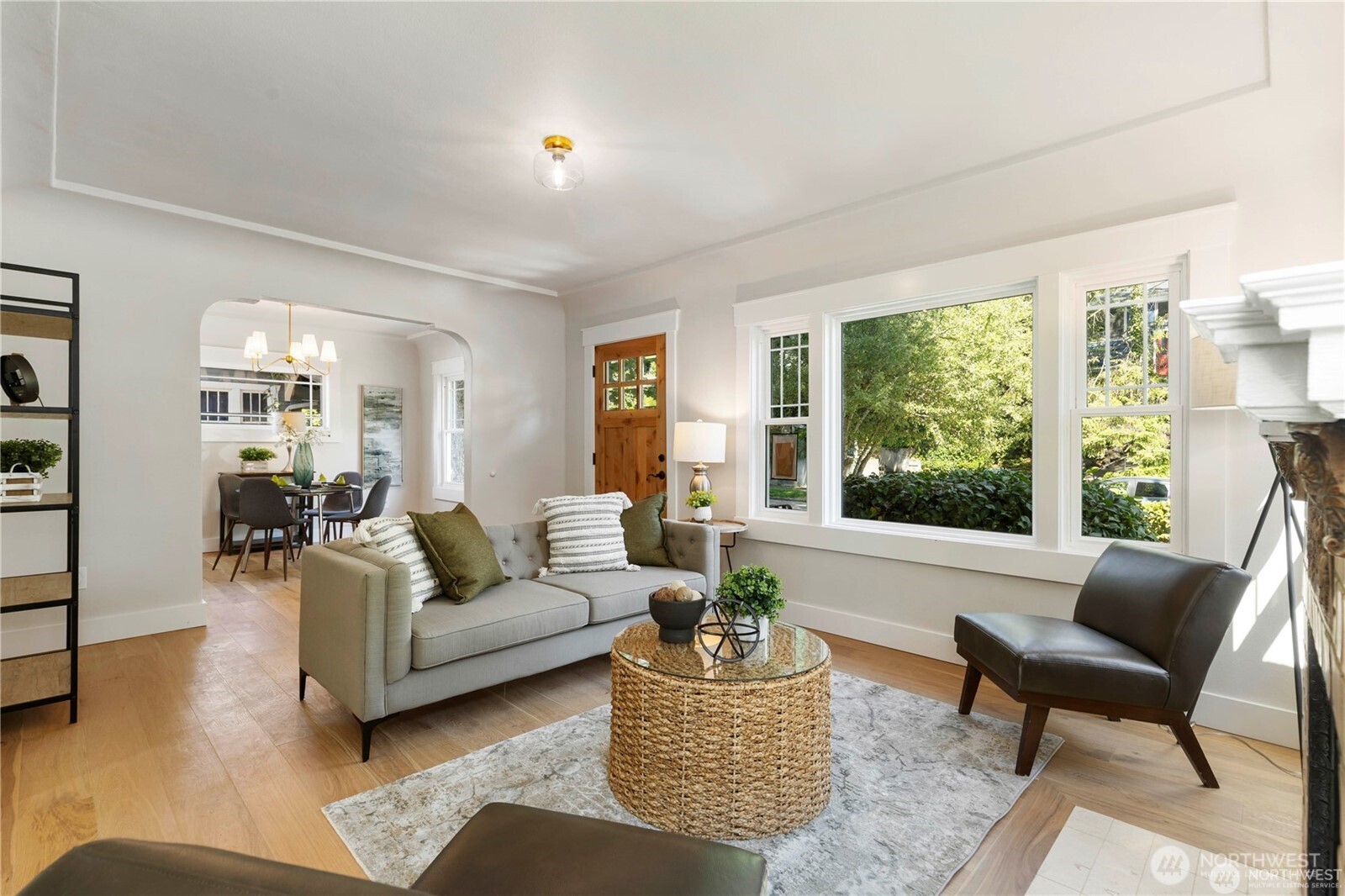 3221 36th Avenue S, Seattle, WA 98144-7005