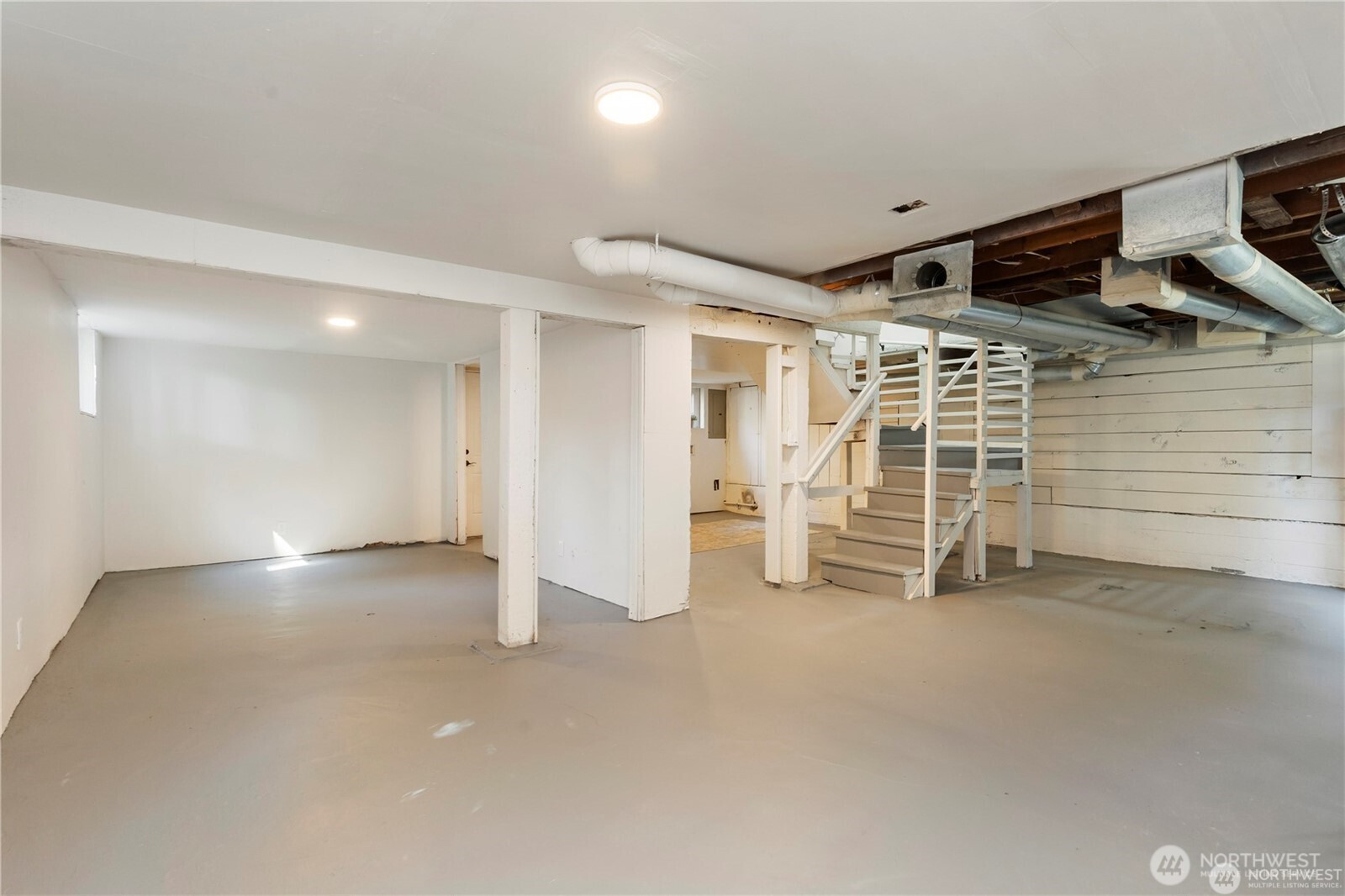 3221 36th Avenue S, Seattle, WA 98144-7005