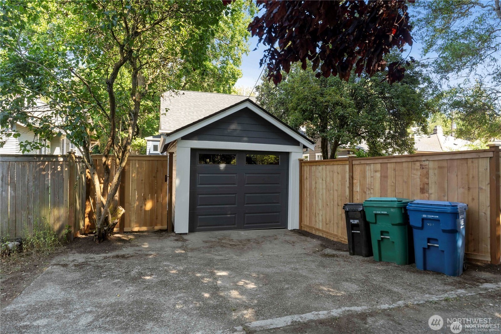 3221 36th Avenue S, Seattle, WA 98144-7005