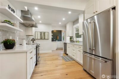 3221 36th Avenue S, Seattle, WA 98144-7005 - Photo 4