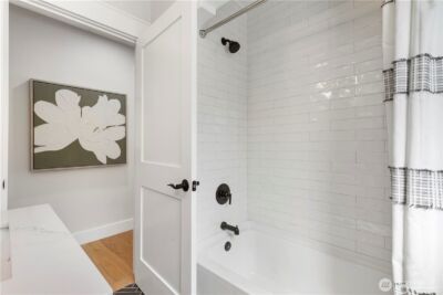 3221 36th Avenue S, Seattle, WA 98144-7005 - Photo 8