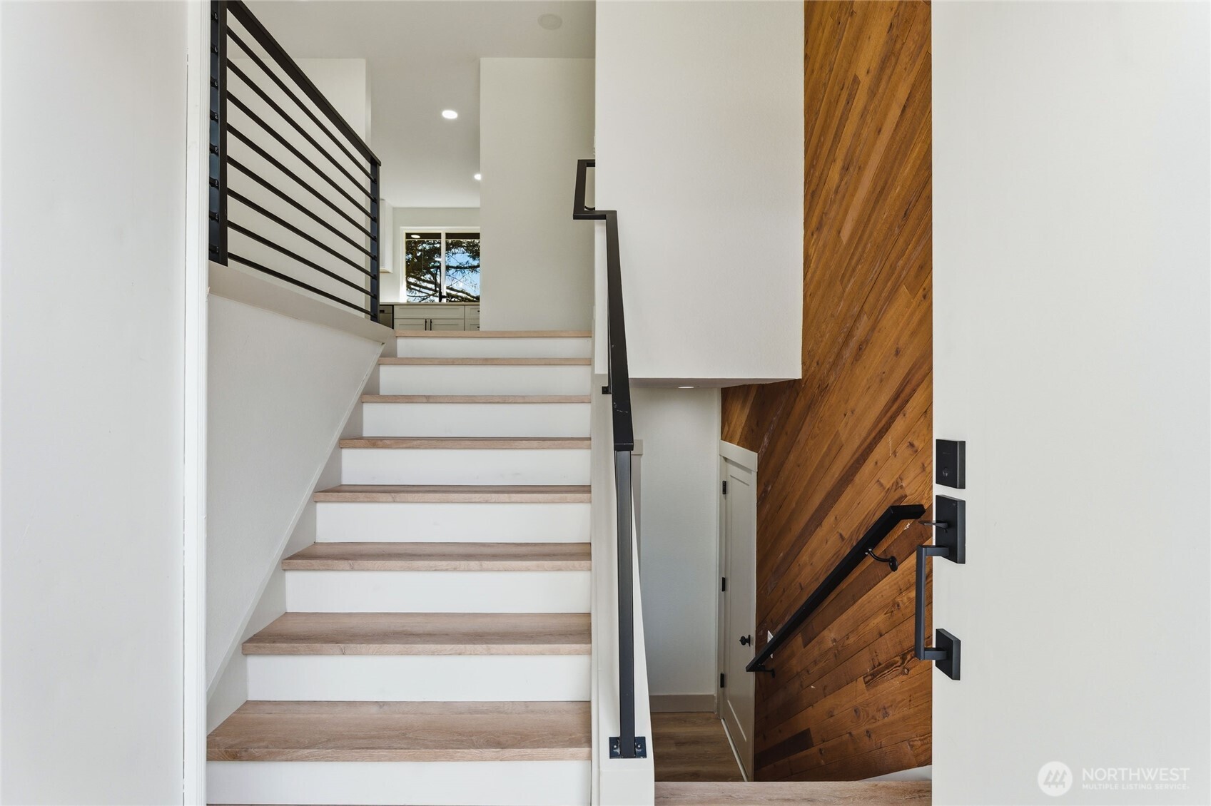 2775 SE Converse Circle , Port Orchard, WA 98366