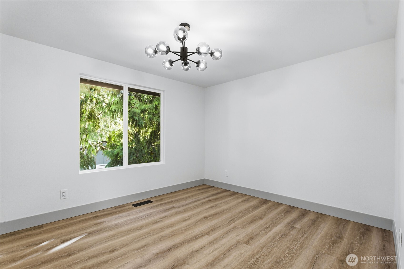 2775 SE Converse Circle , Port Orchard, WA 98366