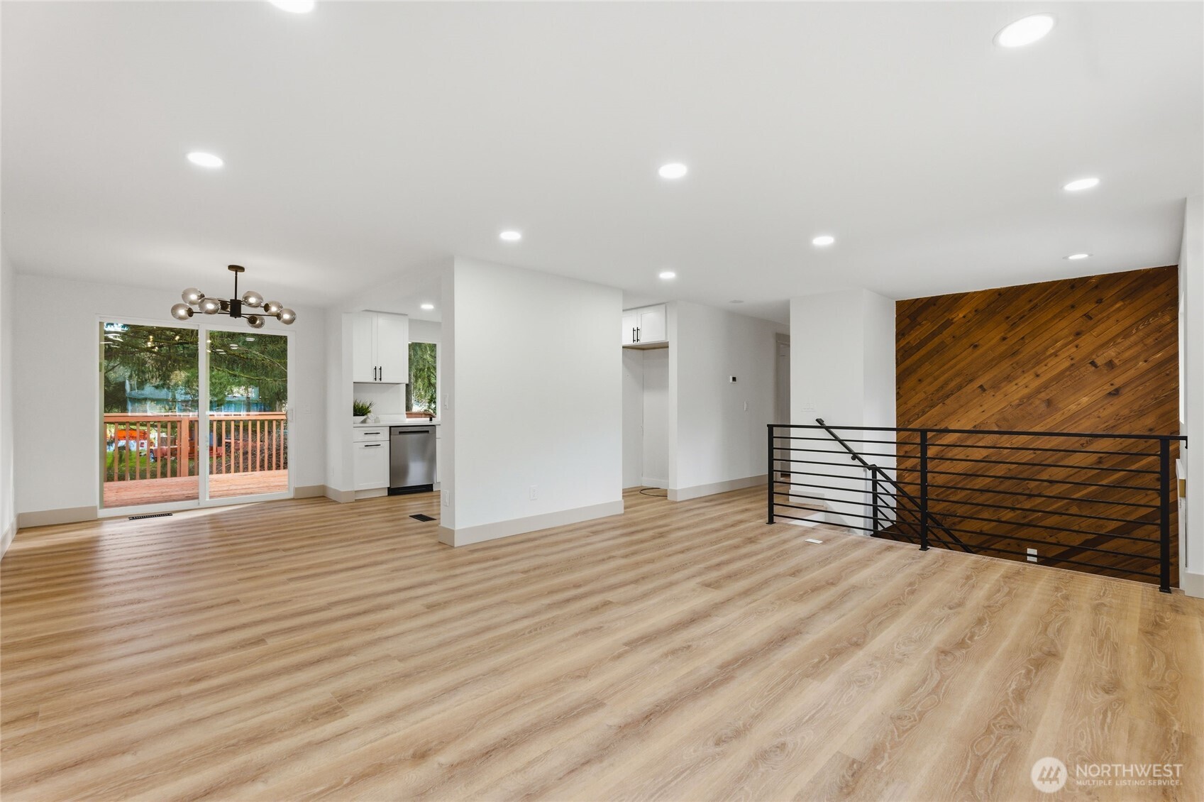 2775 SE Converse Circle , Port Orchard, WA 98366