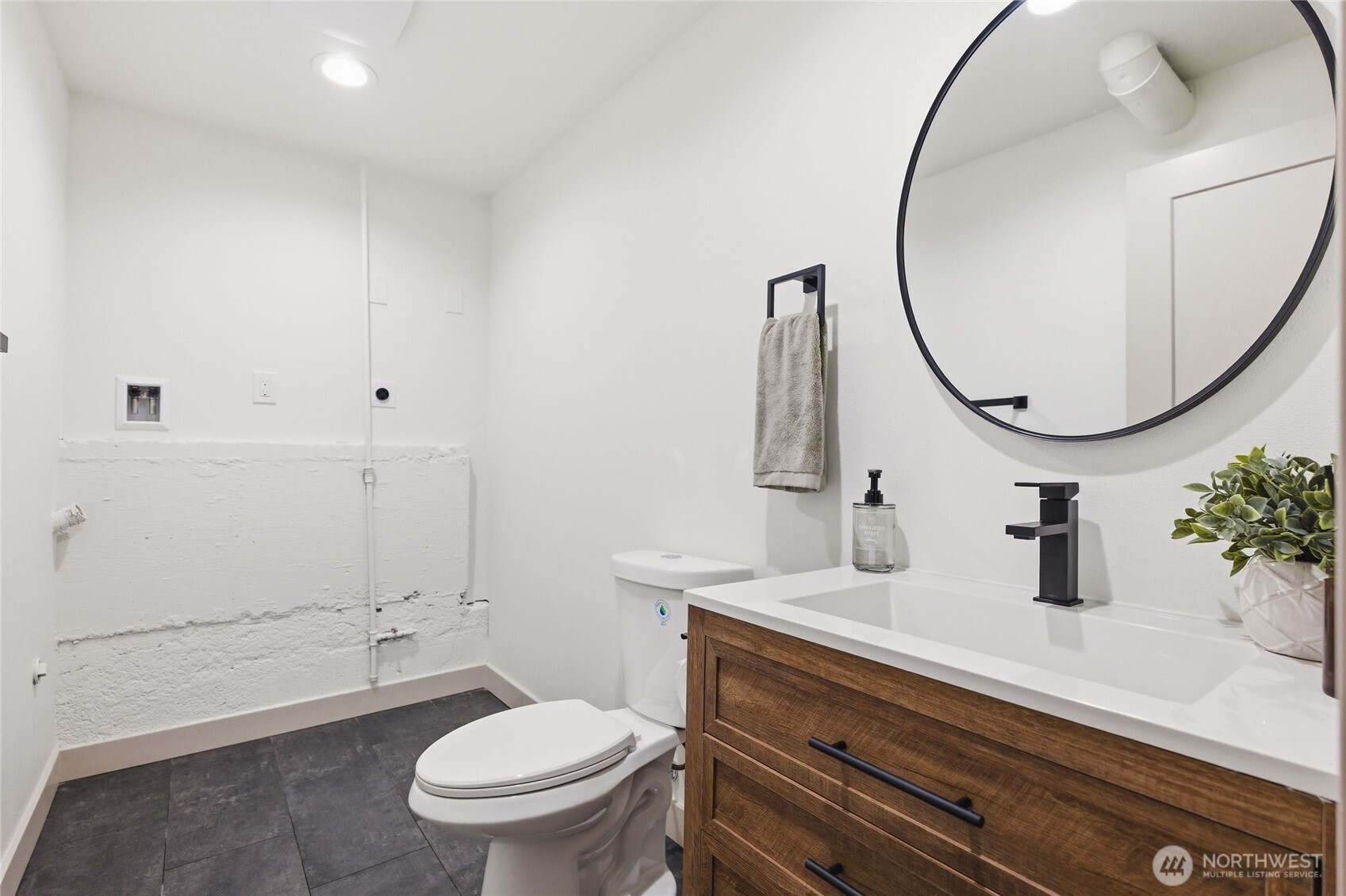 2775 SE Converse Circle , Port Orchard, WA 98366