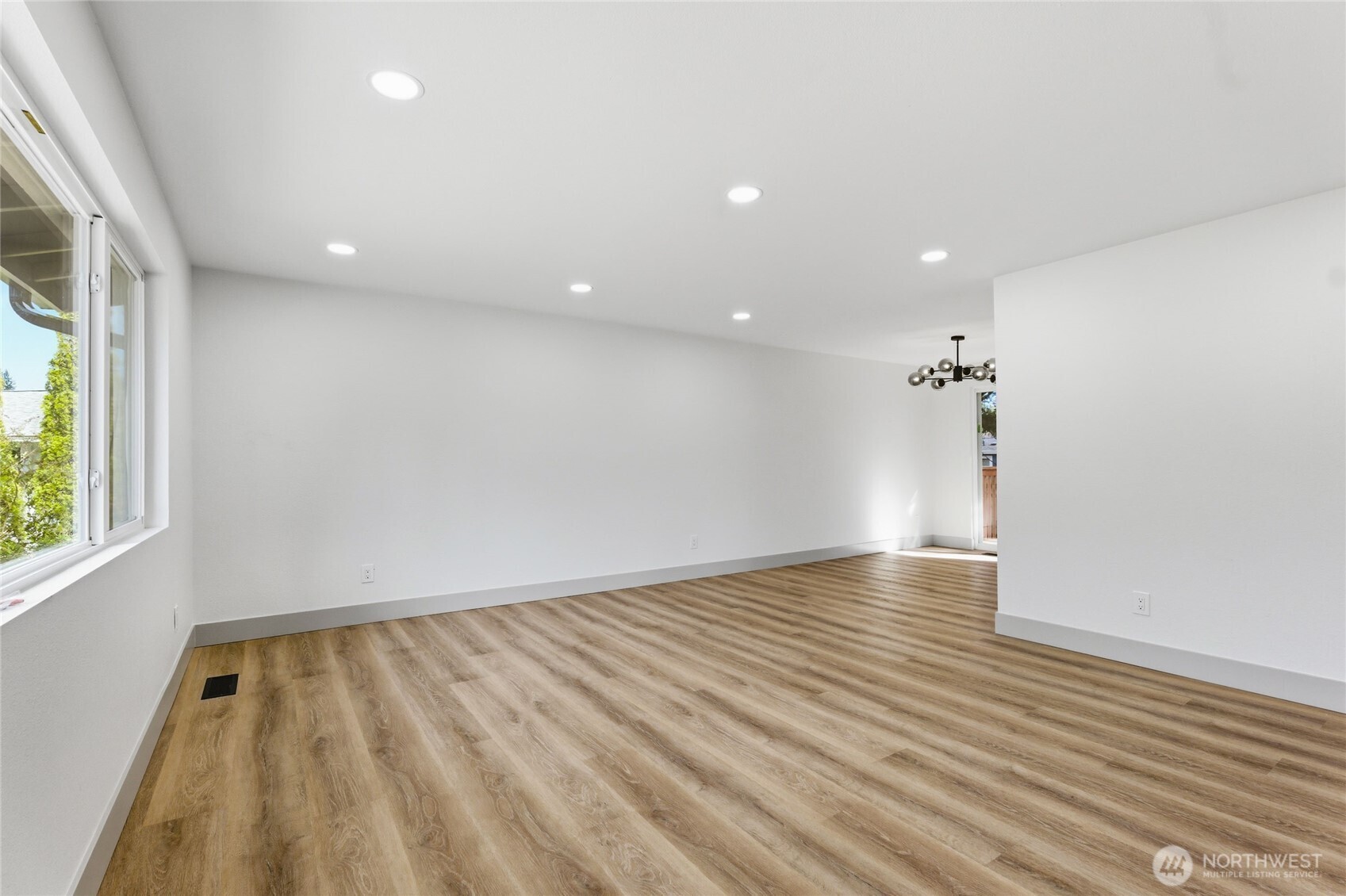 2775 SE Converse Circle , Port Orchard, WA 98366