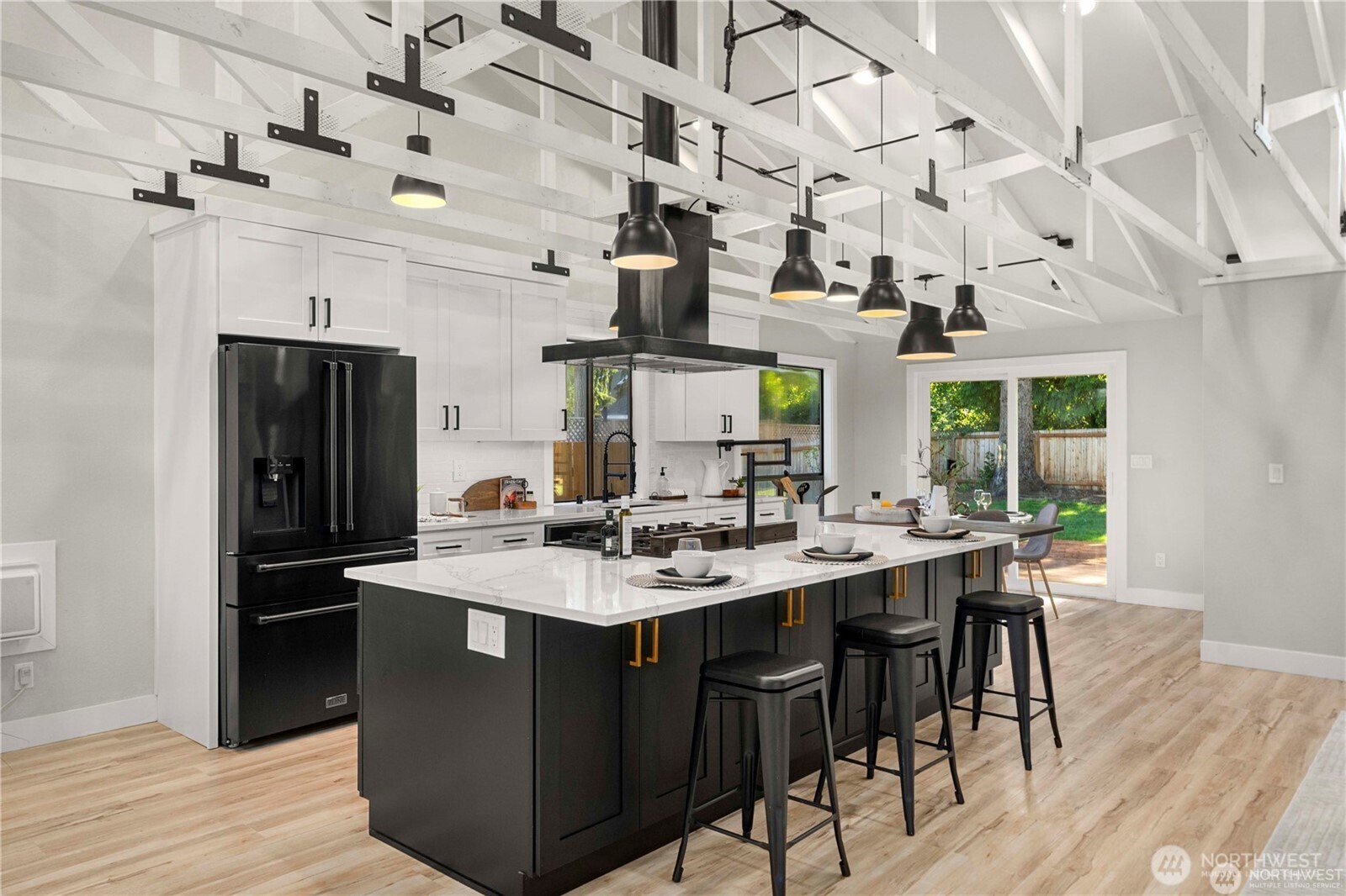 13820 72nd Avenue E , Puyallup, WA 98373