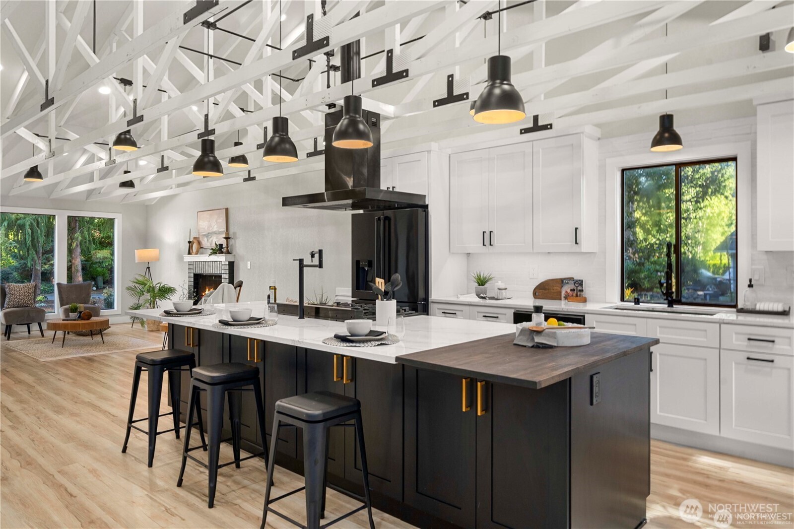 13820 72nd Avenue E , Puyallup, WA 98373