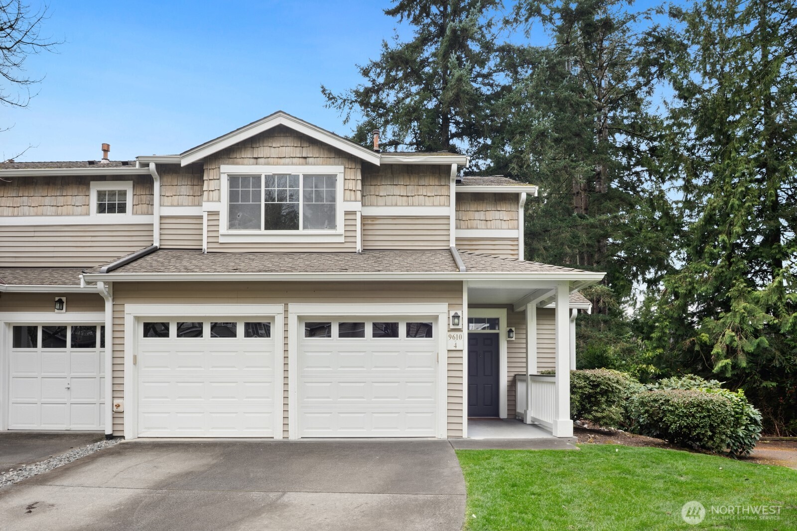 9610 179th Place NE #4, Redmond, WA 98052