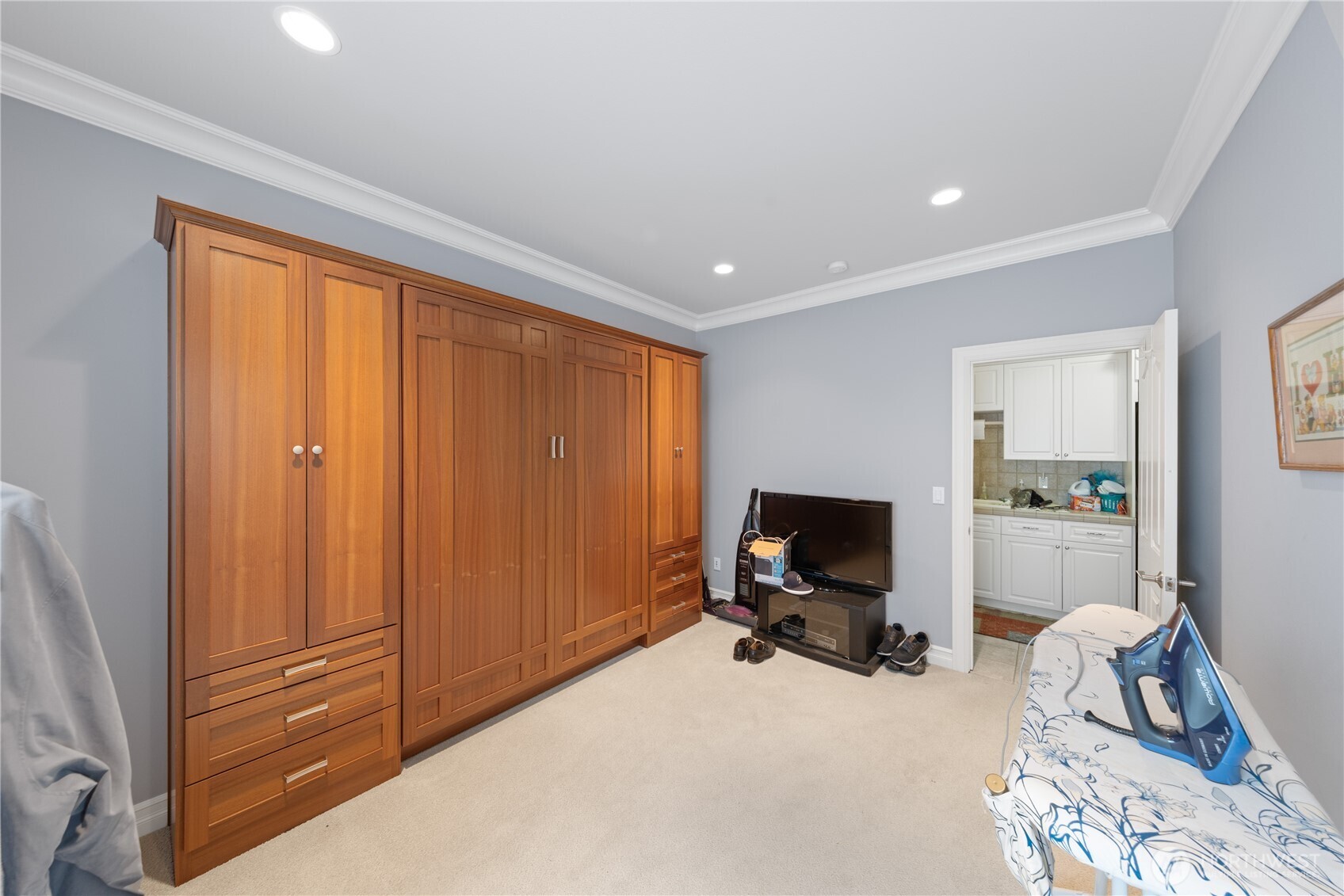 880 Shoshone Drive , La Conner, WA 98257