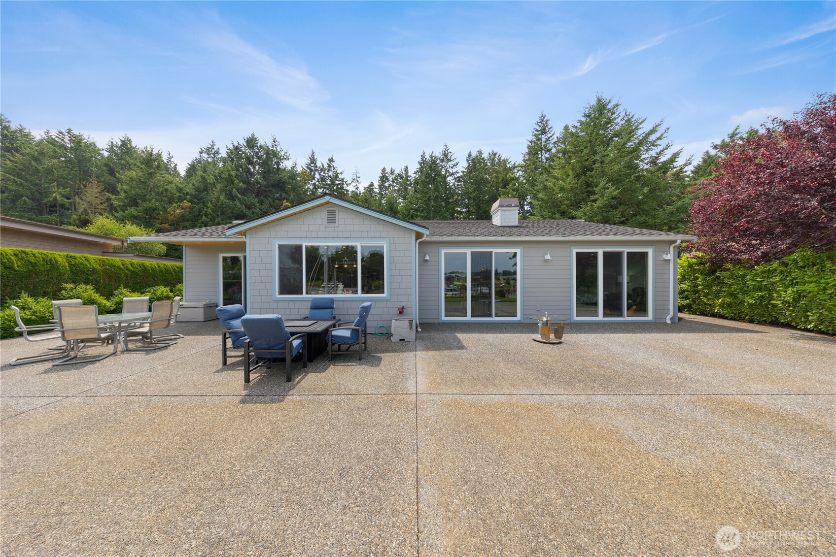 880 Shoshone Drive , La Conner, WA 98257