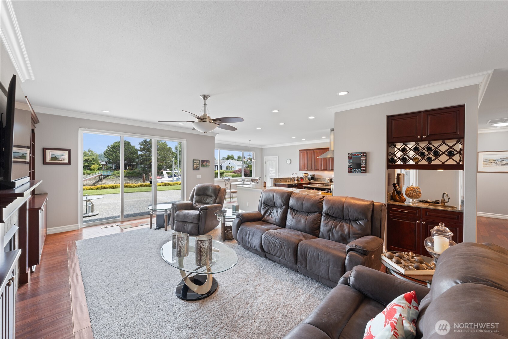 880 Shoshone Drive , La Conner, WA 98257