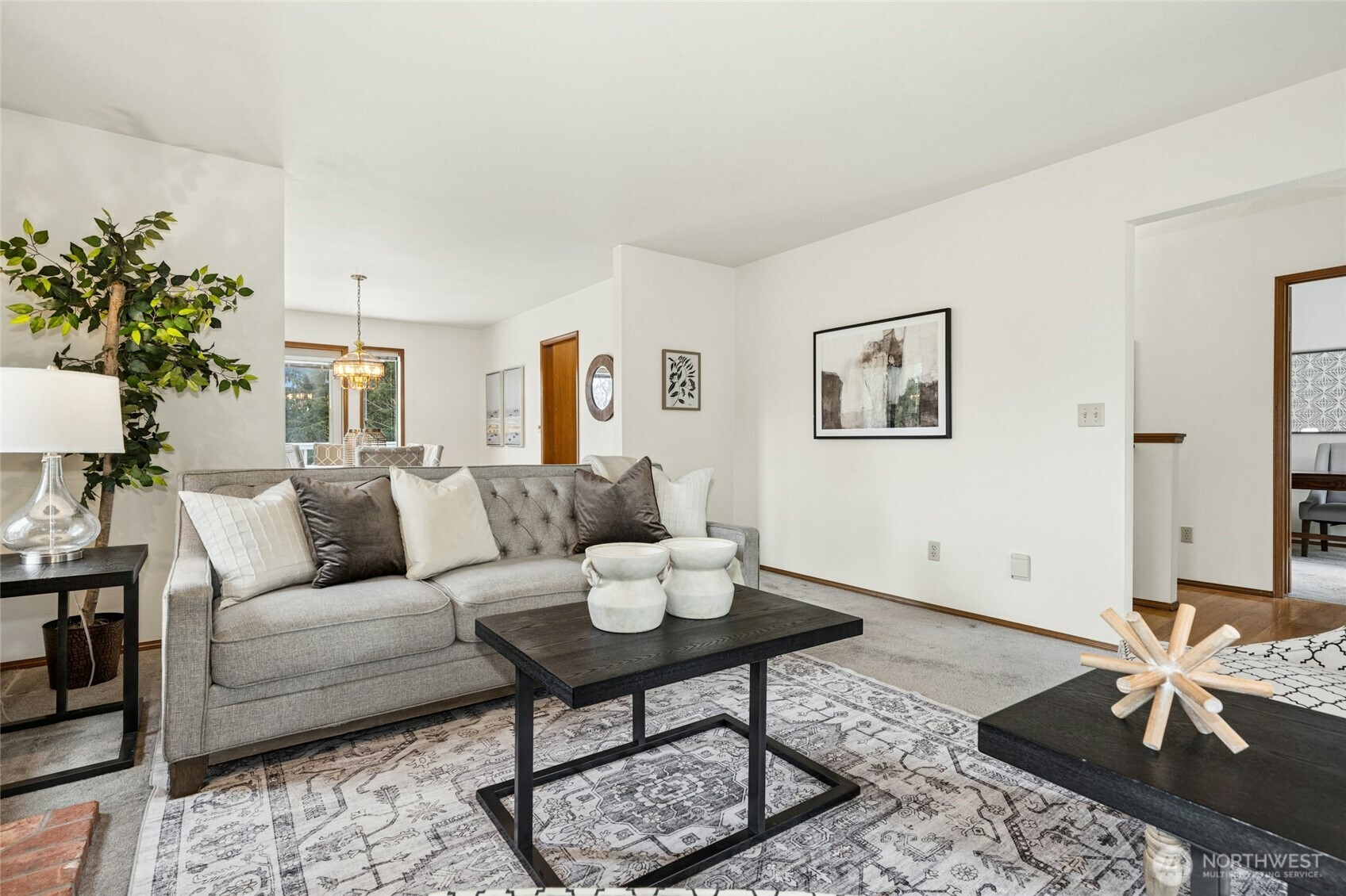 2420 Squak Mountain Loop SW, Issaquah, WA 98027