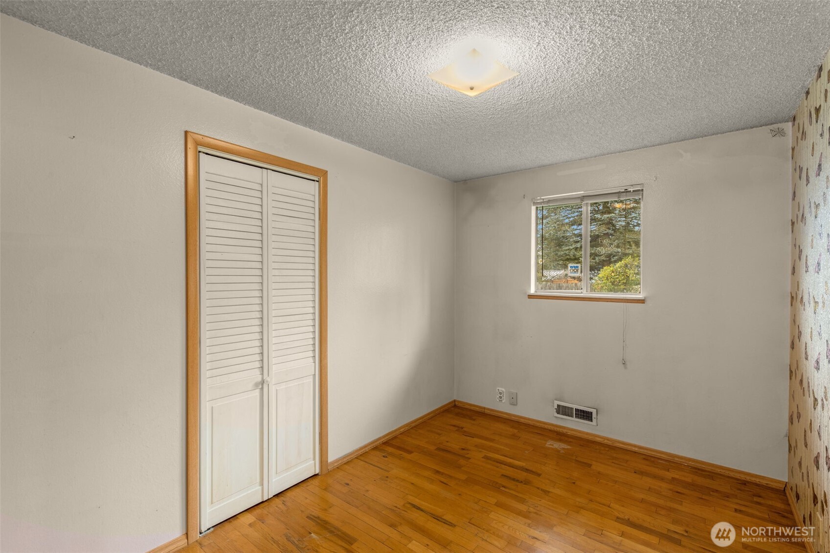 20401 25th Avenue NE, Shoreline, WA 98155