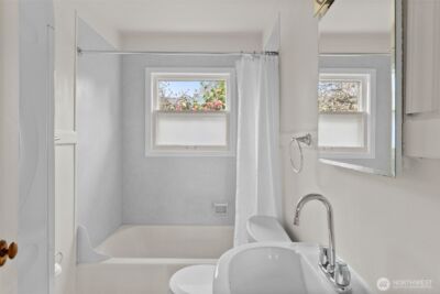 2009 Water Street SW, Olympia, WA 98501 - Photo 14