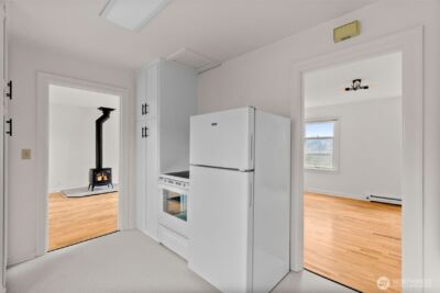 2009 Water Street SW, Olympia, WA 98501 - Photo 8