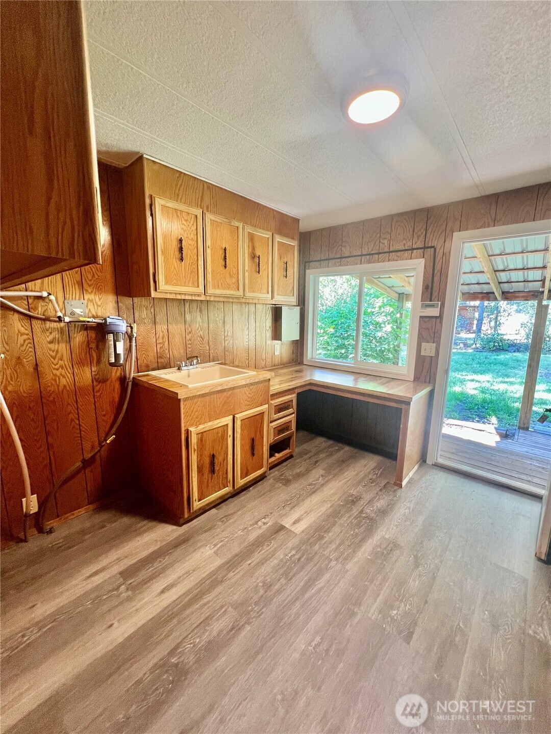 271 A Highway 20 , Tonasket, WA 98855