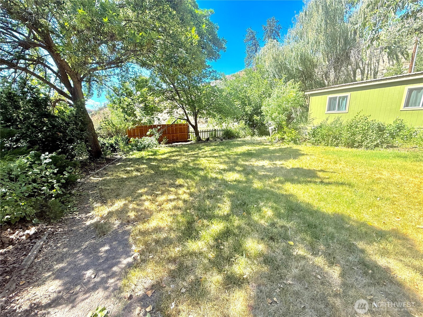 271 A Highway 20 , Tonasket, WA 98855