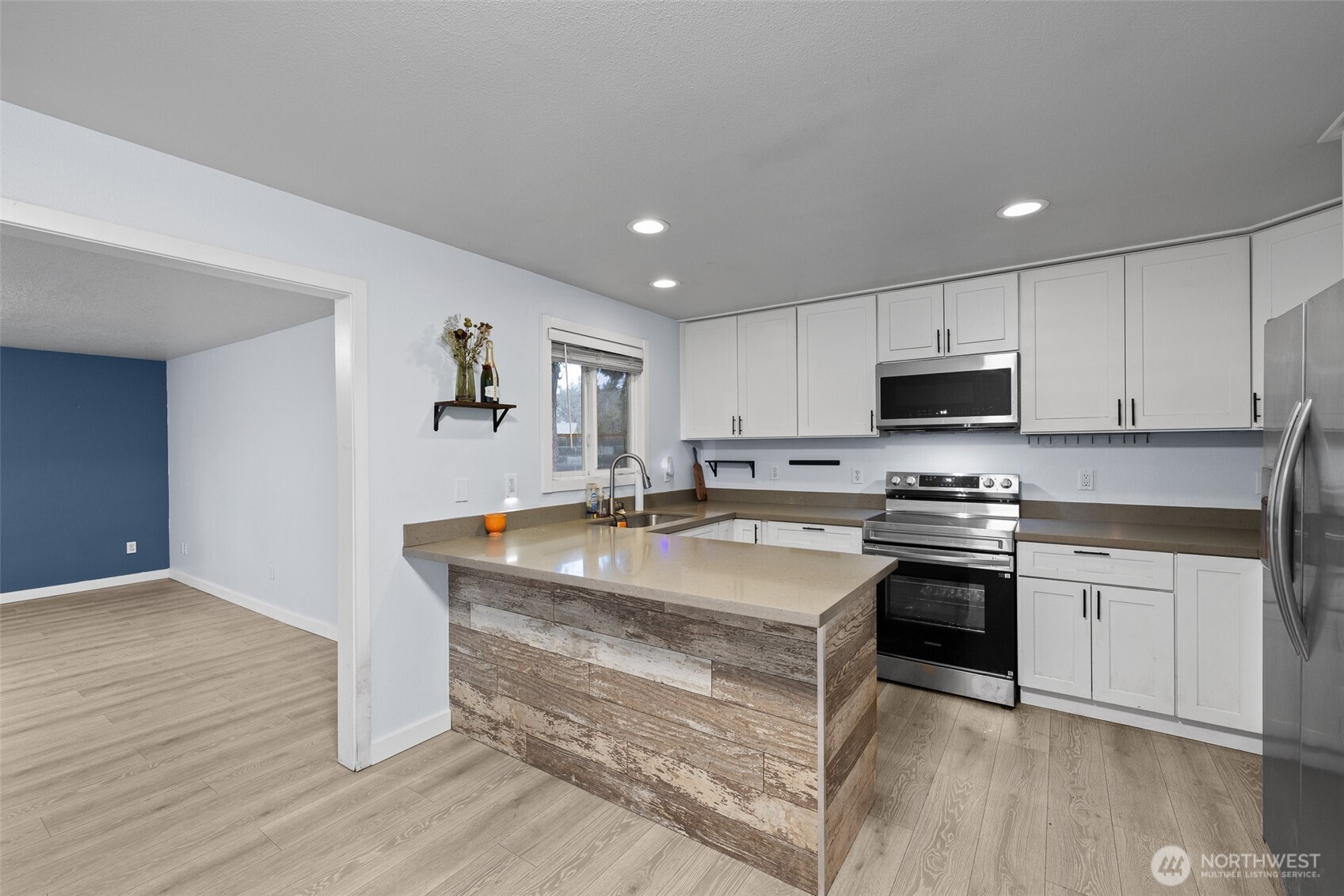 15001 11th Avenue E, Tacoma, WA 98445