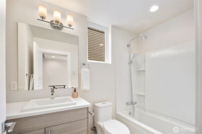 9241 B 16th Avenue SW, Seattle, WA 98106 - Photo 21