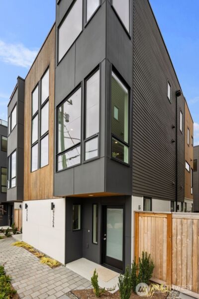 9241 B 16th Avenue SW, Seattle, WA 98106 - Photo 22