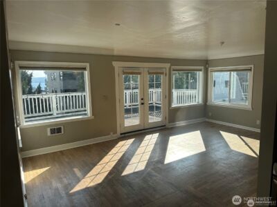 215 W Kinnear Place , Seattle, WA 98119-3730 - Photo 11