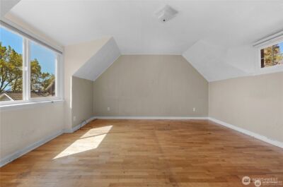 215 W Kinnear Place , Seattle, WA 98119-3730 - Photo 21