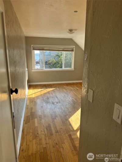215 W Kinnear Place , Seattle, WA 98119-3730 - Photo 27