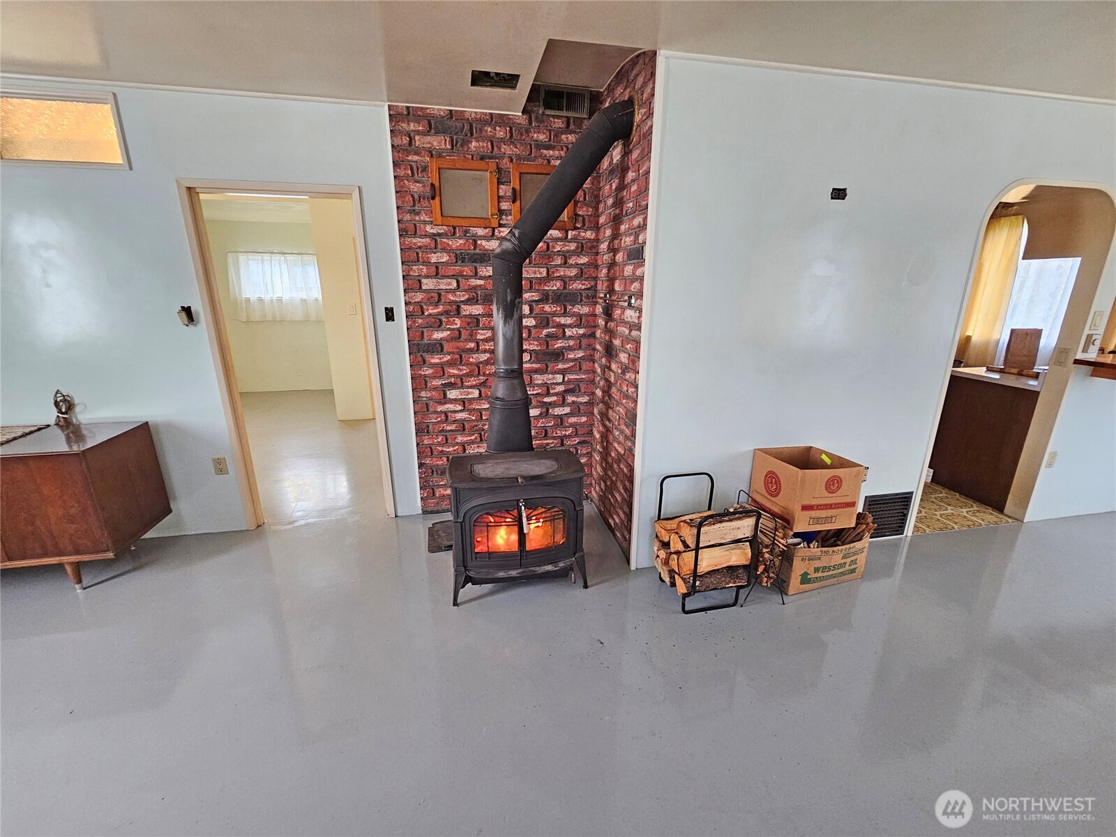 120 S Park , Oakville, WA 98568