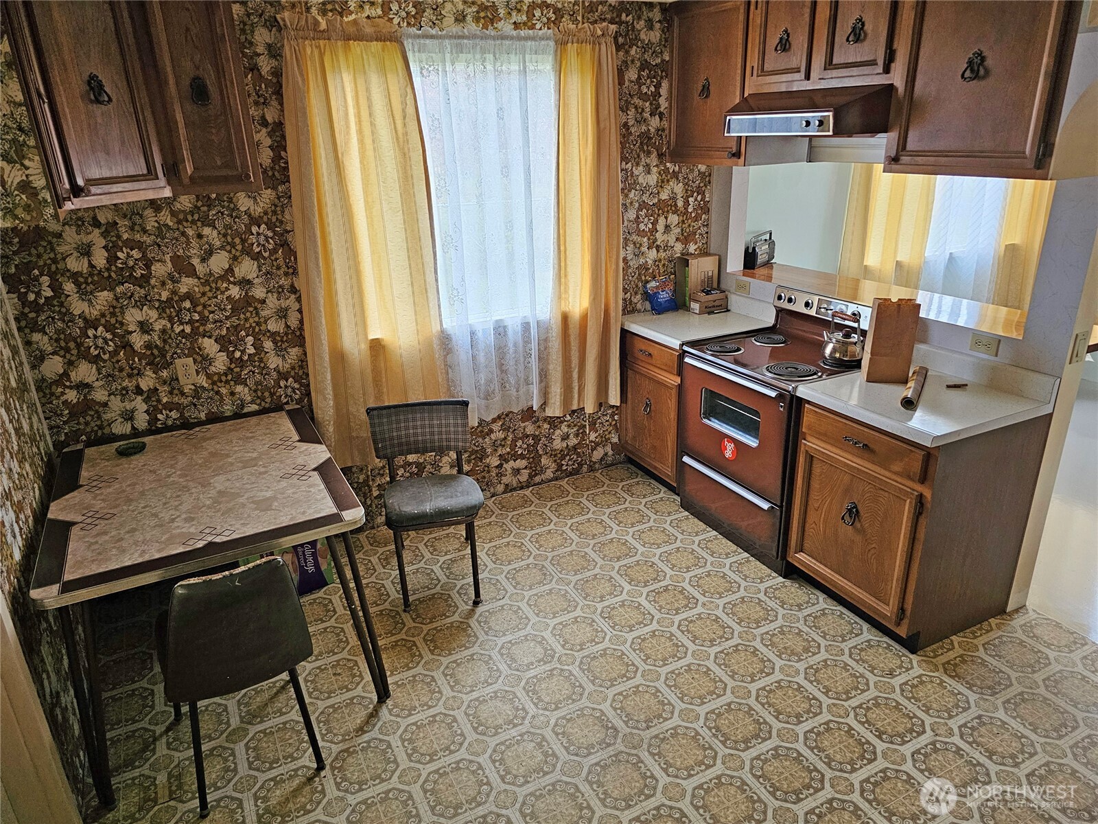 120 S Park , Oakville, WA 98568