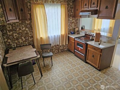 120 S Park , Oakville, WA 98568 - Photo 8