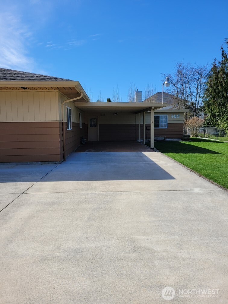 485 Spiketon Road , Buckley, WA 98321