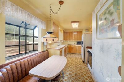 10702 39th Avenue SW, Seattle, WA 98146 - Photo 11