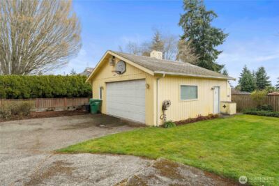 10702 39th Avenue SW, Seattle, WA 98146 - Photo 32