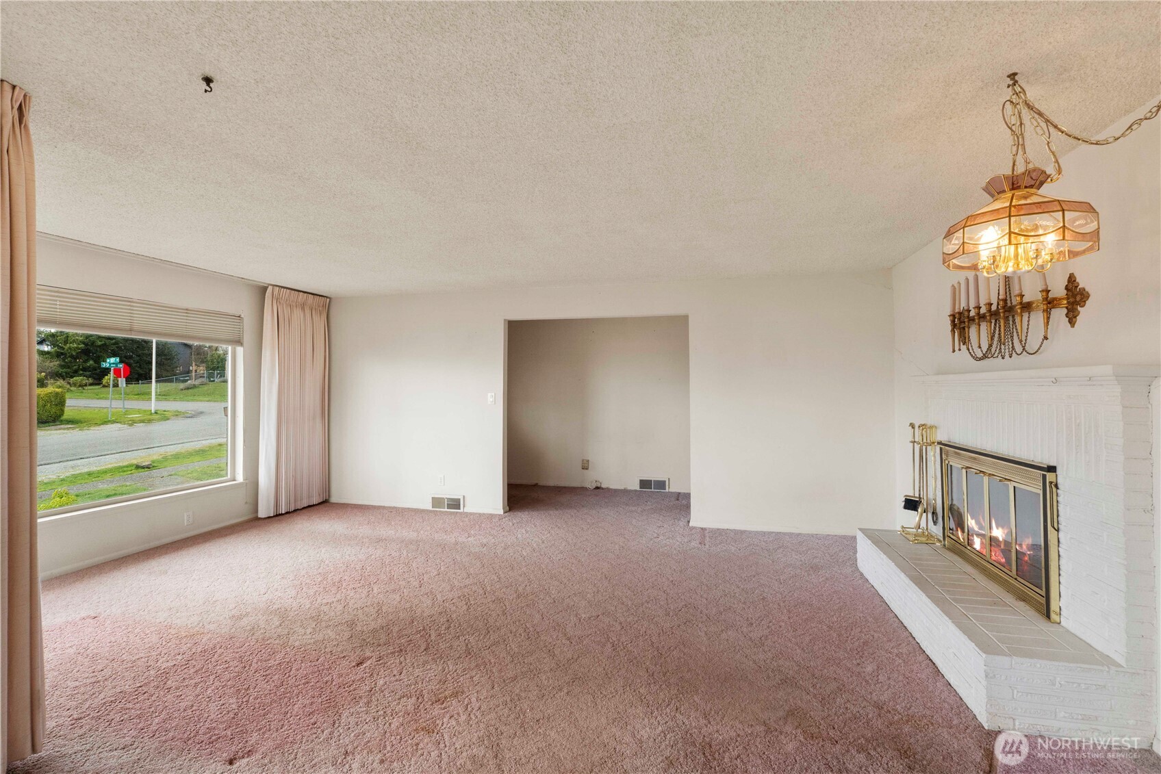 10702 39th Avenue SW, Seattle, WA 98146