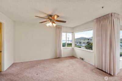 10702 39th Avenue SW, Seattle, WA 98146 - Photo 9