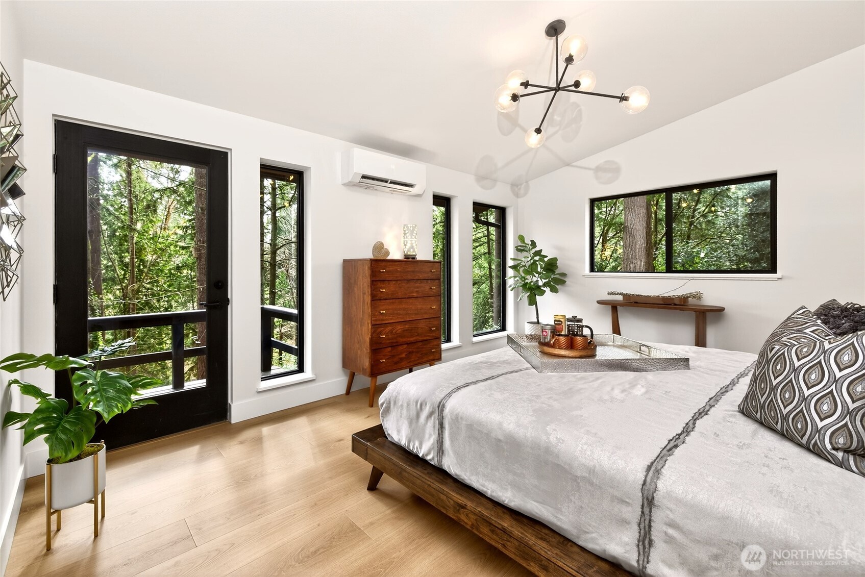 22016 Vine Road , Brier, WA 98036