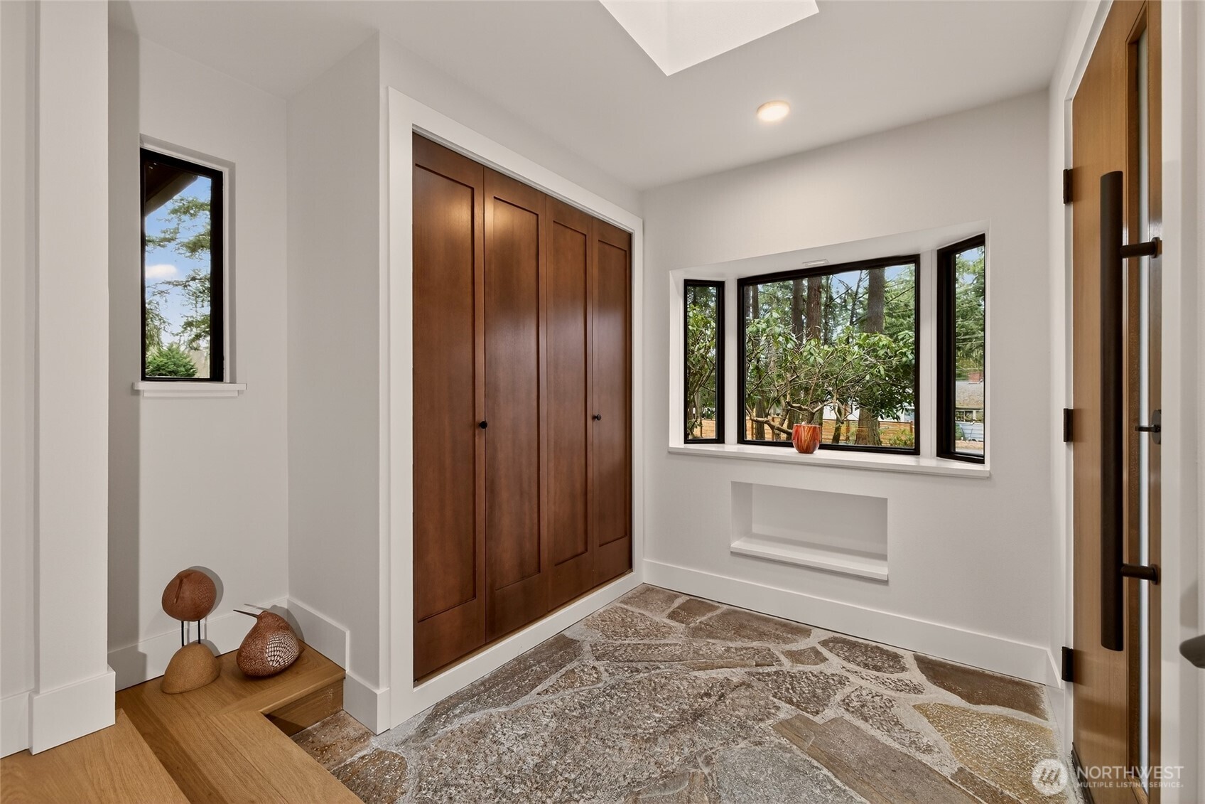 22016 Vine Road , Brier, WA 98036