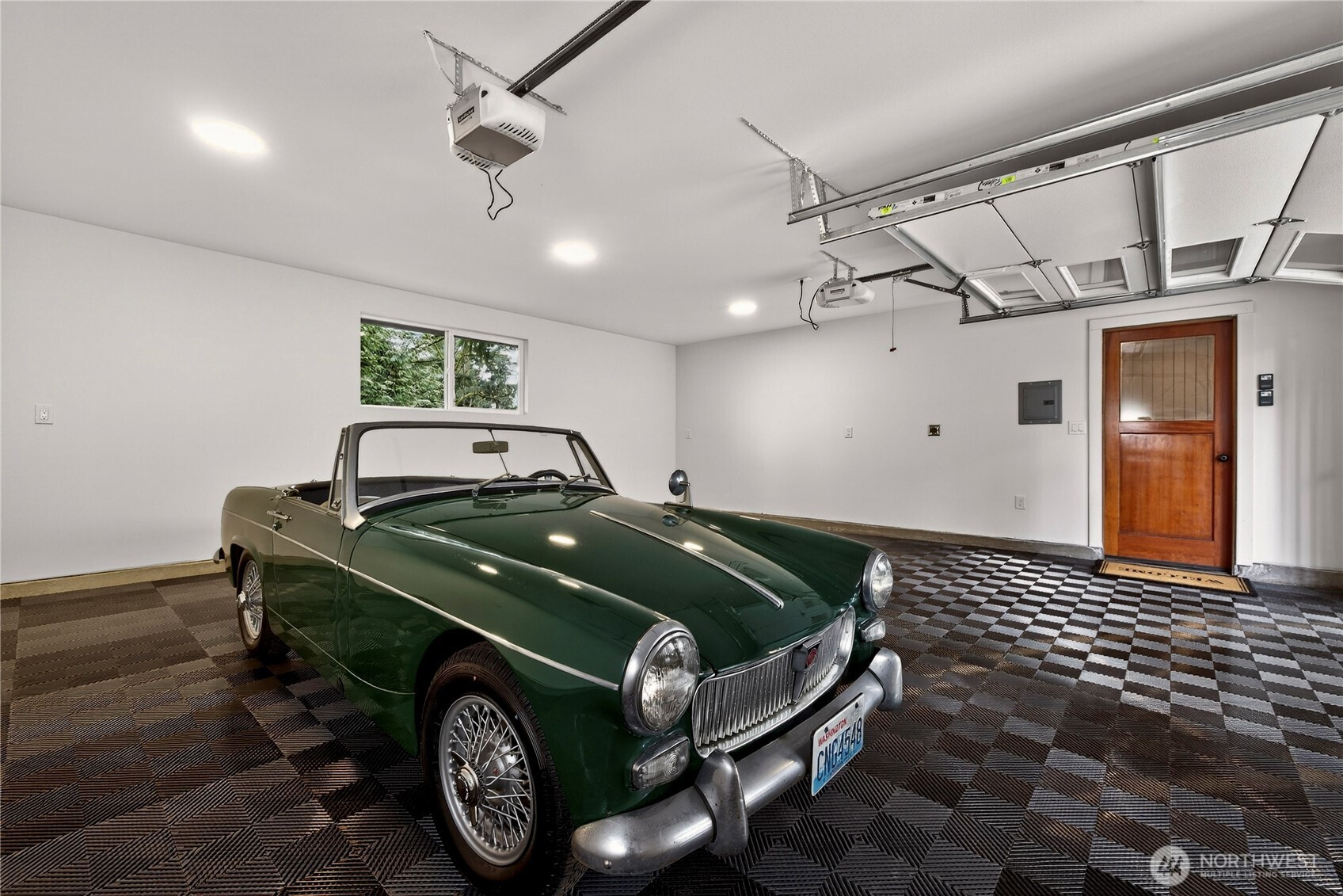 22016 Vine Road , Brier, WA 98036