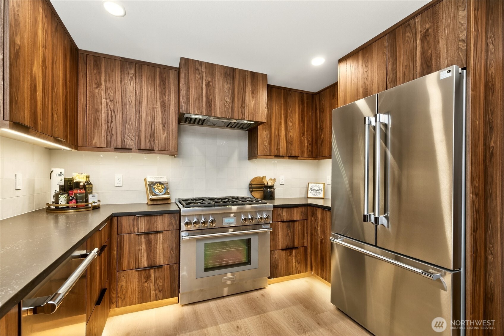 22016 Vine Road , Brier, WA 98036