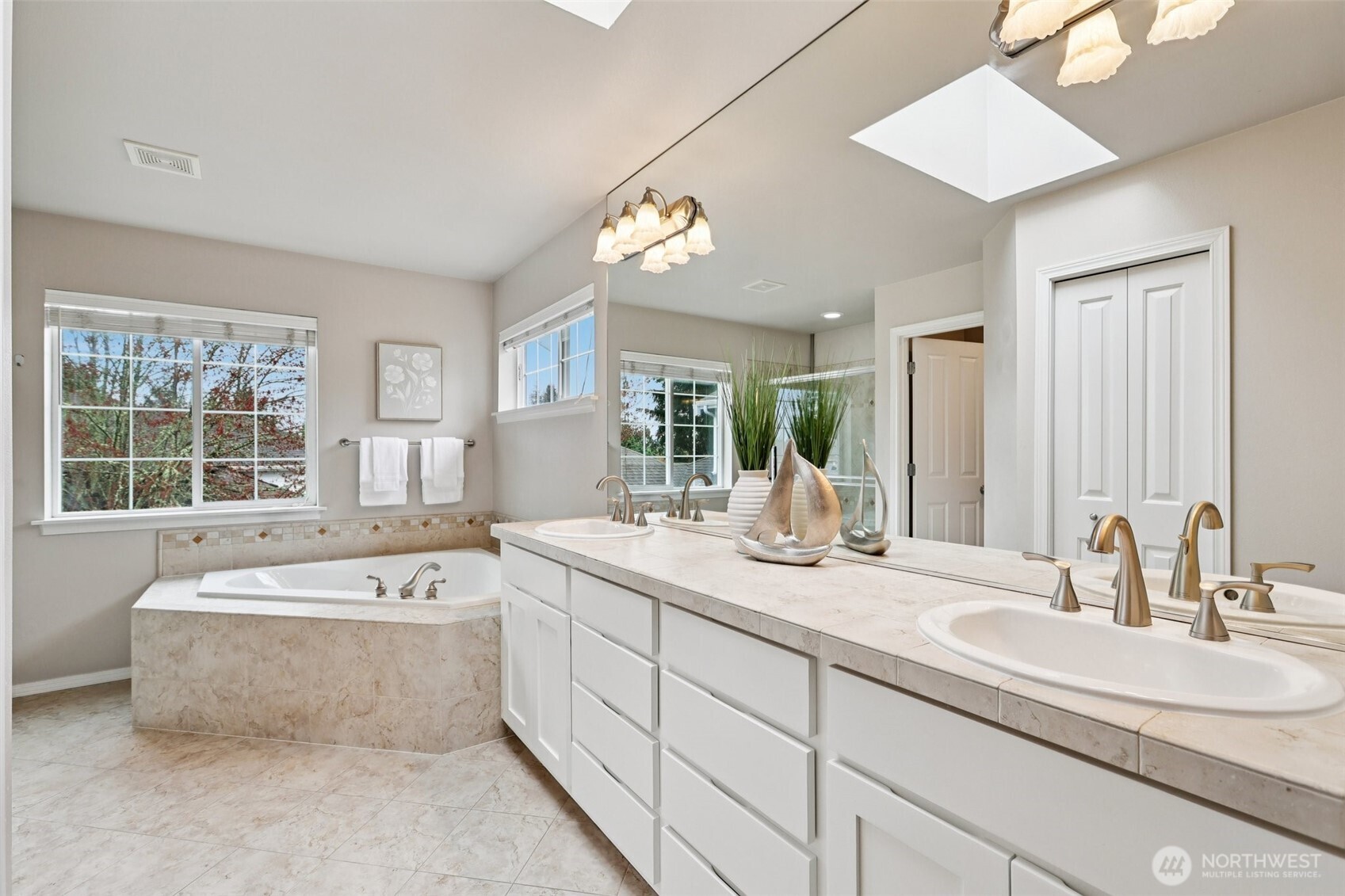 4418 239th Place SE, Bothell, WA 98021