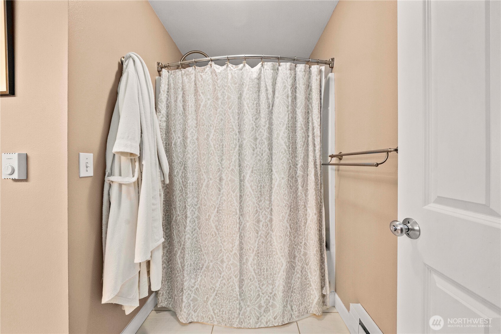 6443 Hazel Avenue SE #B5, Auburn, WA 98092