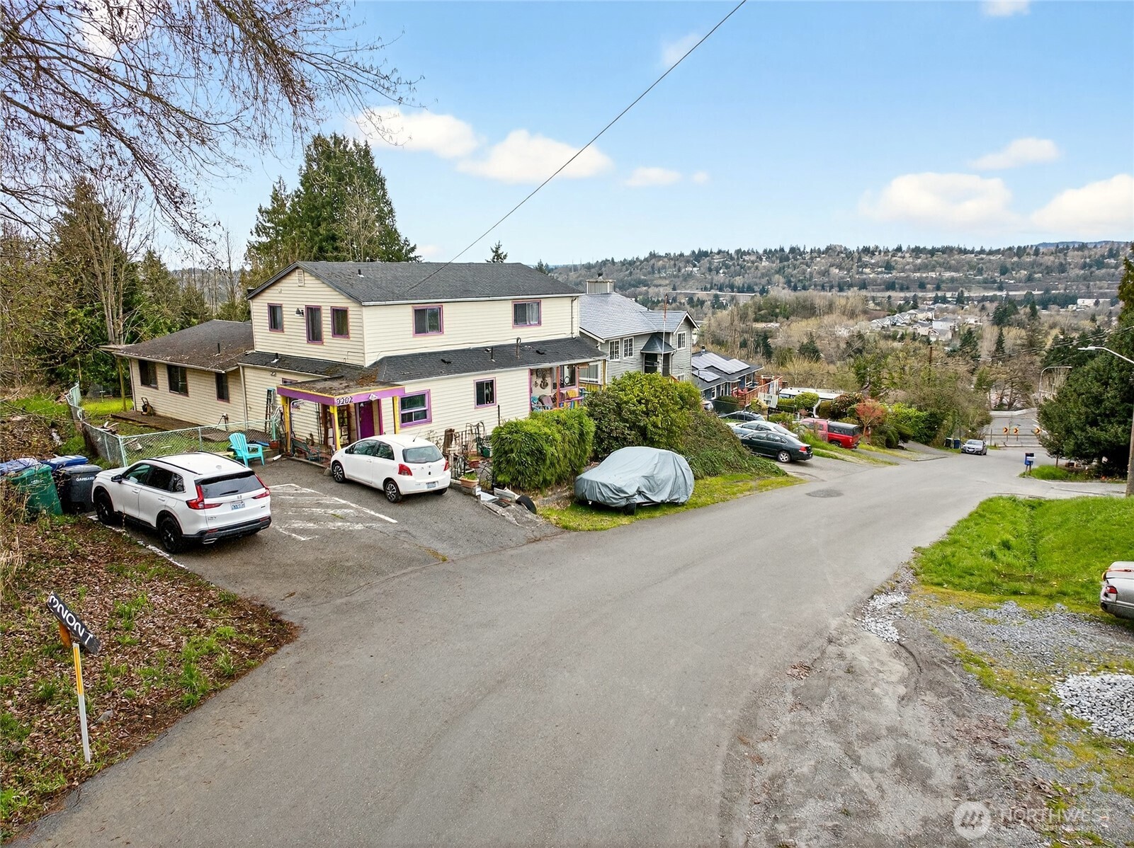 3202 S 130th Street , Tukwila, WA 98168-3033